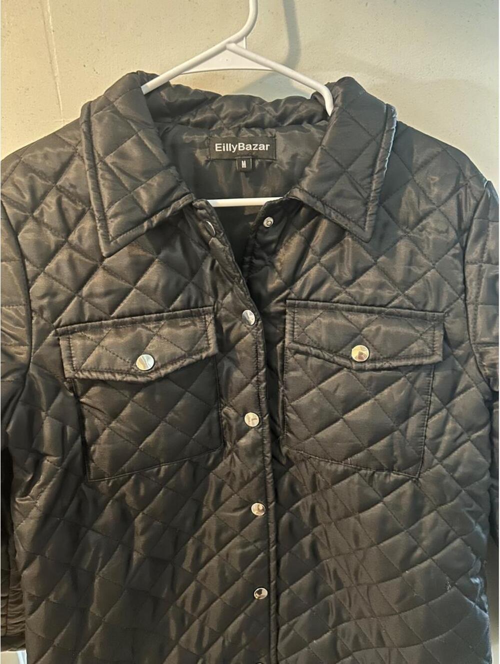 Brand new Eilly Bazar black quilted jacket with diamond pattern, size M